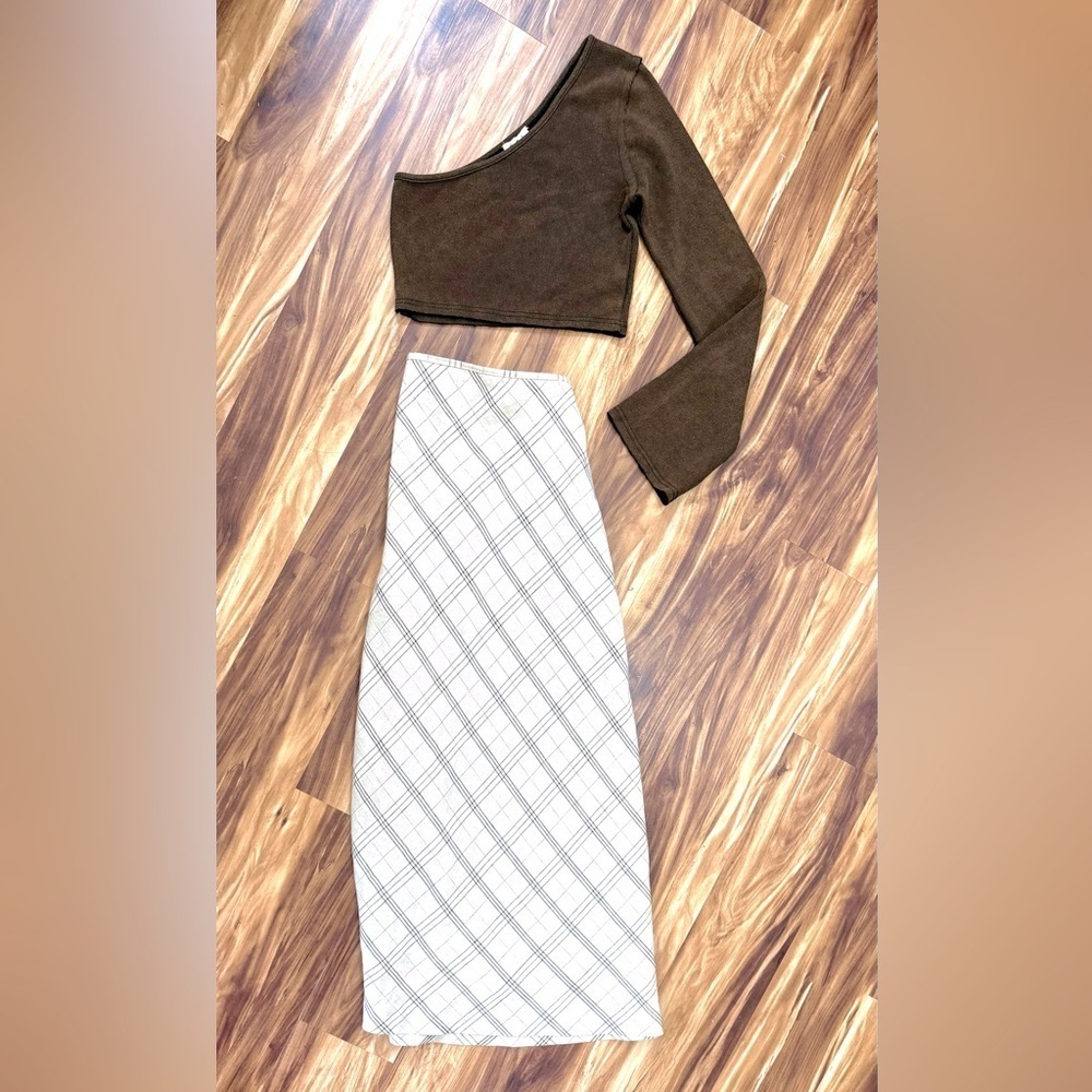 New POL One Shoulder Crop Top